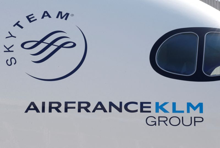 AIR FRANCE-KLM A BESOIN DE LEVER 1 À 2 MILLIARDS D'EUROS EN 2022, SELON LES ECHOS