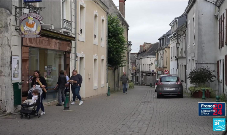 Législatives : à quelques jours du second tour, ces candidats qui embarrassent le RN