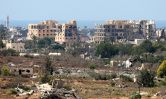 Vue des destructions dans la bande de Gaza, prise du côté israélien de la clôture, le 19 août 2025 ( AFP / Jack GUEZ )