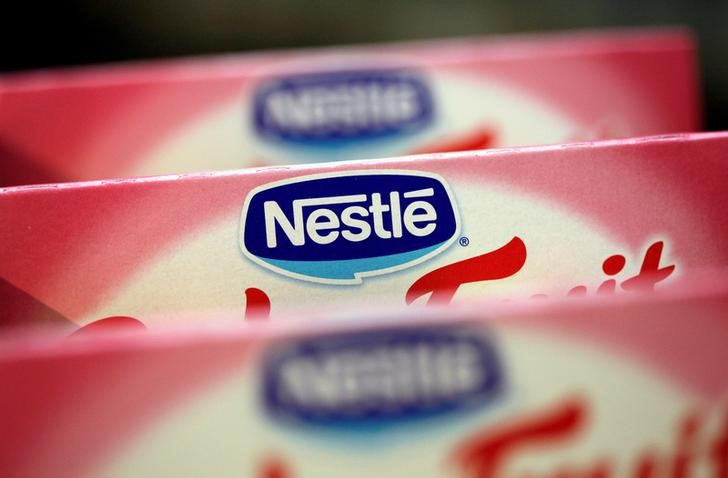 NESTLÉ DIT NE PAS AVOIR DE VISIBILITÉ SUR SES 23% DANS L'ORÉAL
