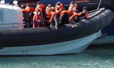 FRANCE: 102 MIGRANTS SECOURUS DANS LE DÉTROIT DU PAS-DE-CALAIS