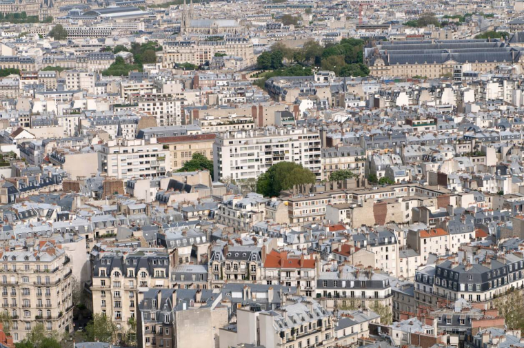 Location en zone tendue : tout savoir sur l'encadrement des loyers en 2025  / iStock.com - Brasil2