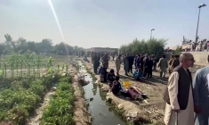 TIRS D'AVERTISSEMENT À L'AÉROPORT DE KABOUL, MANIFESTATION PRO-AFGHANE À PARIS
