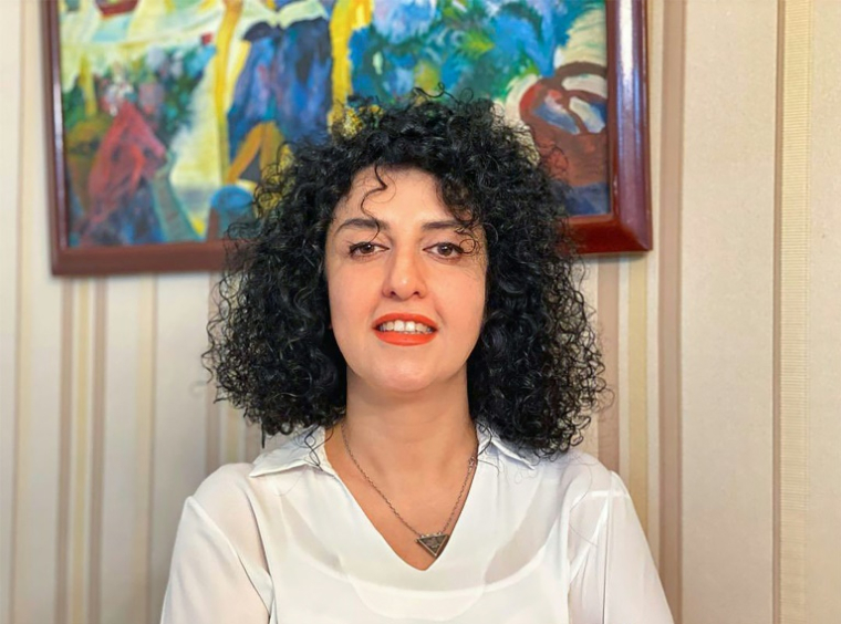 Photo non datée de la militante iranienne emprisonnée Narges Mohammadi diffusée le 2 octobre 2023 par la Fondation Narges Mohammadi ( NARGES MOHAMMADI FOUNDATION / - )