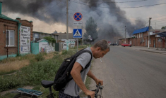 UKRAINE: DES FRAPPES RUSSES FONT AU MOINS DEUX MORTS À SLOVIANSK, SELON DES RESPONSABLES