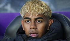 Quand un groupe de françaises demande à Lamine Yamal de les prendre en photo