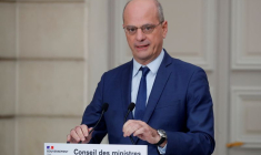 LA FRANCE VA RECRUTER DES ÉTUDIANTS POUR LES TESTS SALIVAIRES DANS LES ÉCOLES