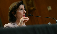 Gina Raimondo, à Washington DC, le 15 mai 2024 ( AFP / JIM WATSON )