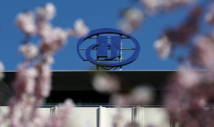 HILTON REDISTRIBUE PLUS TÔT QUE PRÉVU SES BÉNÉFICES AUX ACTIONNAIRES, APRÈS UN BON 1ER TRIMESTRE