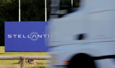 STELLANTIS RAPPELLE PRÈS DE 20.000 FOURGONNETTES HYBRIDES