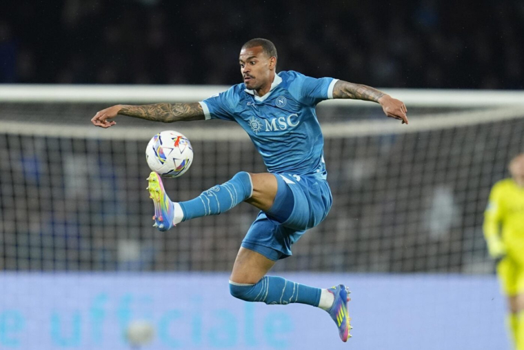 Encore un départ à Naples