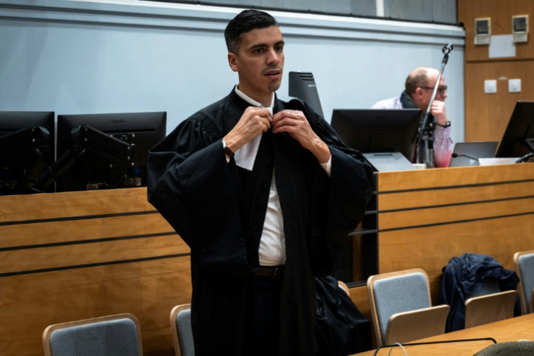 Mourad Battikh, avocat des proches de Delphine Jubillar, à la cour d'assises du Tarn, à Albi, le 8 octobre 2025 ( AFP / Matthieu RONDEL )