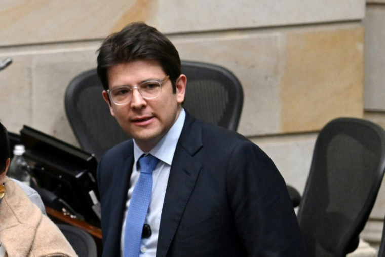 Le sénateur conservateur colombien Miguel Uribe, à Bogota, le 14 mai 2025 ( AFP / Raul ARBOLEDA )