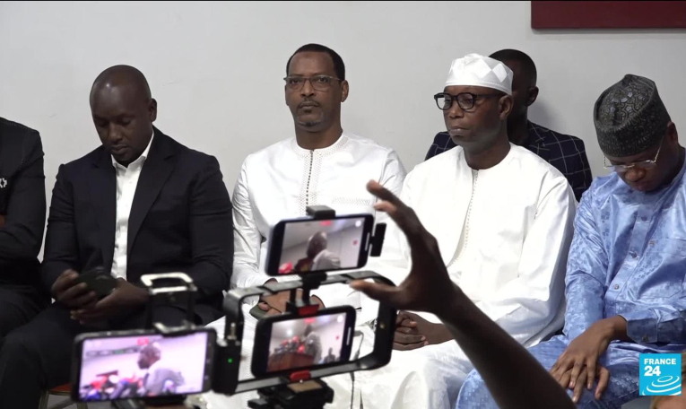 Sénégal : des candidats refusent le dialogue sur la présidentielle