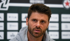 Le Red Star perd son entraîneur