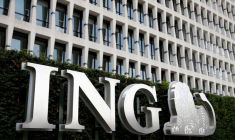 Le logo de la banque ING à l'entrée du bureau principal du groupe à Bruxelles