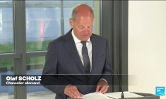 Échange de prisonniers internationaux : Vladimir Poutine "félicite" et remercie les Russes libérés par les Occidentaux