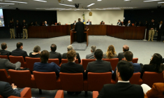 Vue générale de la salle d'audience lors du procès de l'ancien président brésilien Jair Bolsonaro, devant la Cour suprême, à Brasilia le 3 septembre 2025 ( AFP / EVARISTO SA )