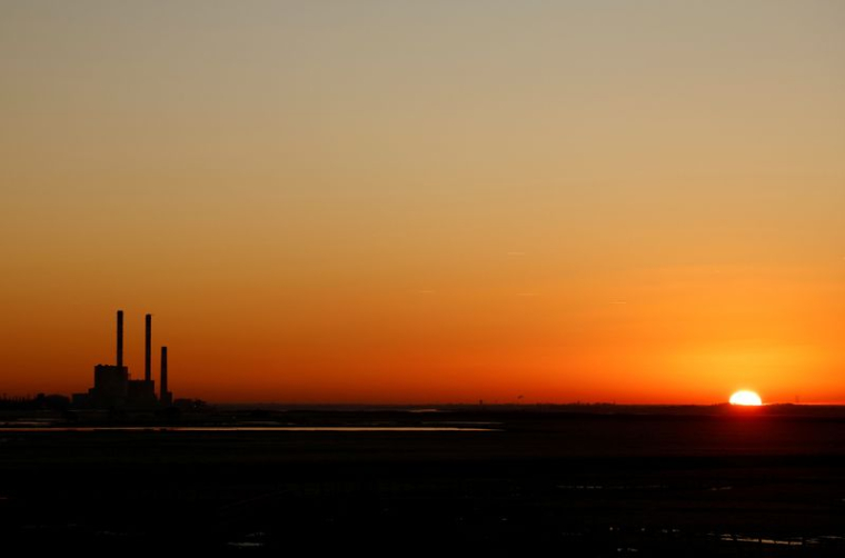 La centrale électrique à charbon d'Electricité de France (EDF) à Cordemais