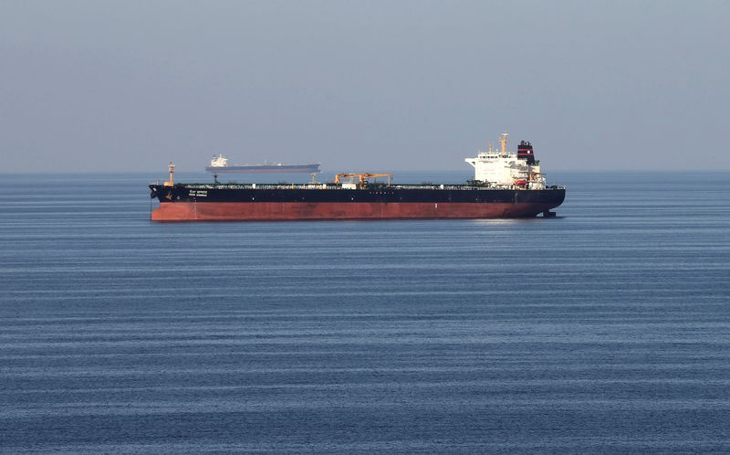 Des pétroliers traversent le détroit d'Ormuz
