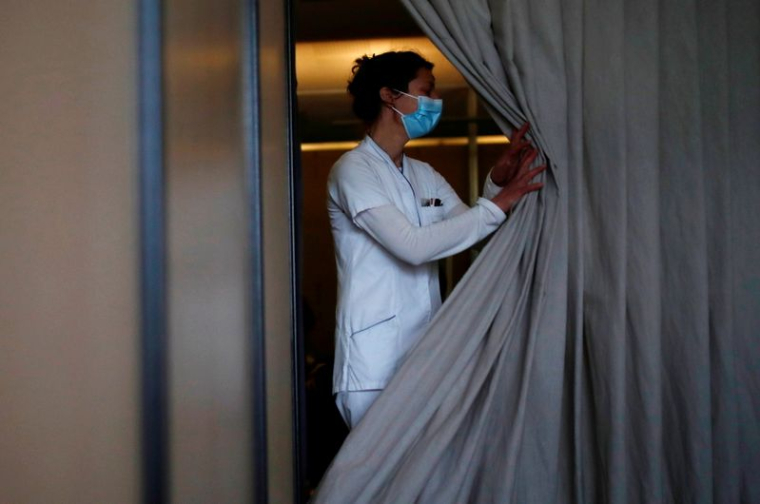 LA FRANCE ANNONCE QUE 4.353 PATIENTS SONT EN RÉANIMATION EN RAISON DU COVID-19, EN HAUSSE DE 66