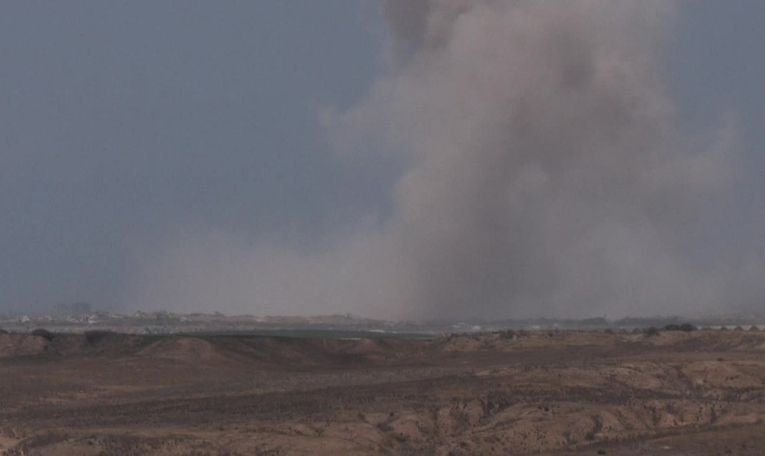 Gaza: un gros nuage de fumée s'élève lors des opérations de l'armée israélienne