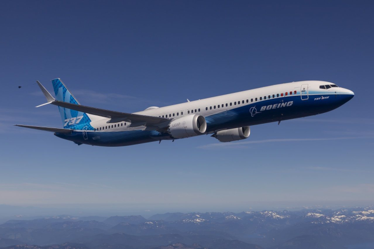 Un Boeing 737-10 en vol. (Crédit:  / Boeing)