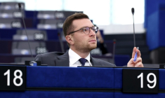 Jordan Bardella au Parlement européen à Strasbourg le 22 octobre 2025 ( AFP / FREDERICK FLORIN )