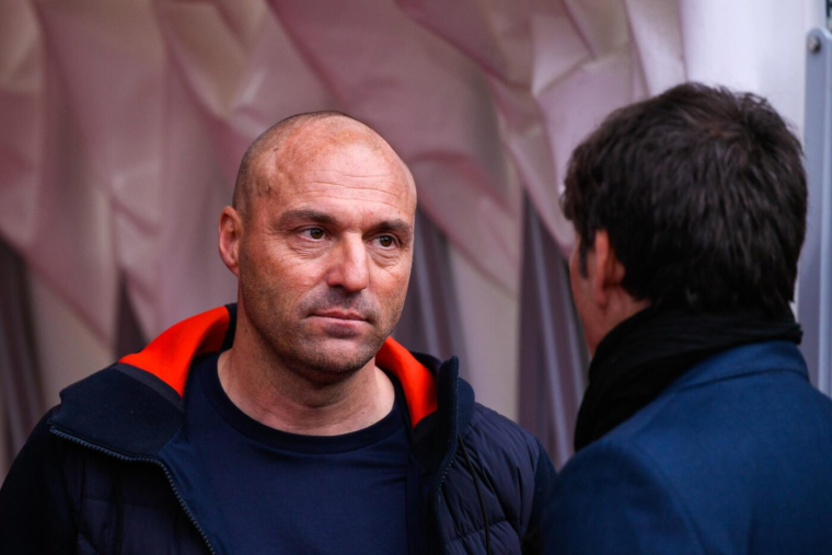 Lorient officialise son nouveau coach
