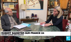Robert Badinter : "Dans la devise républicaine, il devrait aussi y avoir la dignité"
