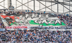 Une bâche en soutien au peuple palestinien déployée au Vélodrome
