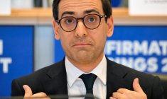 Stéphane Séjourne, à Bruxelles, le 12 novembre 2024 ( AFP / NICOLAS TUCAT )