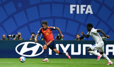 Lamine Yamal, entré en jeu pour les 20 dernières minutes, n'a pas réussi à faire sauter le verrou défensif du Cap Vert et l'Espagne a concédé un nul 0-0 ( AFP / ROBERTO SCHMIDT )