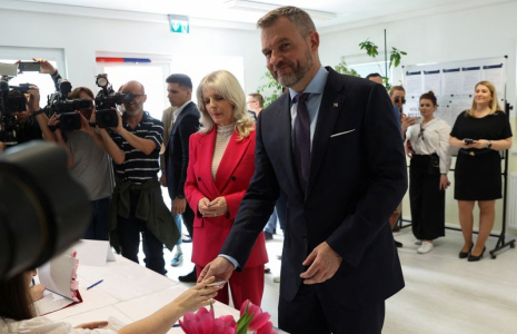 La Slovaquie organise le second tour de l'élection présidentielle
