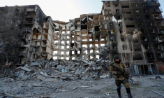 L'UKRAINE POURSUIT SES EFFORTS POUR L'ÉVACUATION DES CIVILS PRIS AU PIÈGE