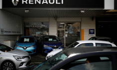 RENAULT: PERTE NETTE RECORD DE PLUS DE 7 MILLIARDS D'EUROS AU PREMIER SEMESTRE, UN "COUP DE SEMONCE"