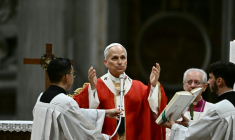 Le pape Léon XIV préside la messe pour l'inauguration de l'année académique des universités pontificales, le 8 octobre 2026 au Vatican ( AFP / Filippo MONTEFORTE )