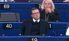 Le Parlement européen rejette les deux motions de censure contre von der Leyen