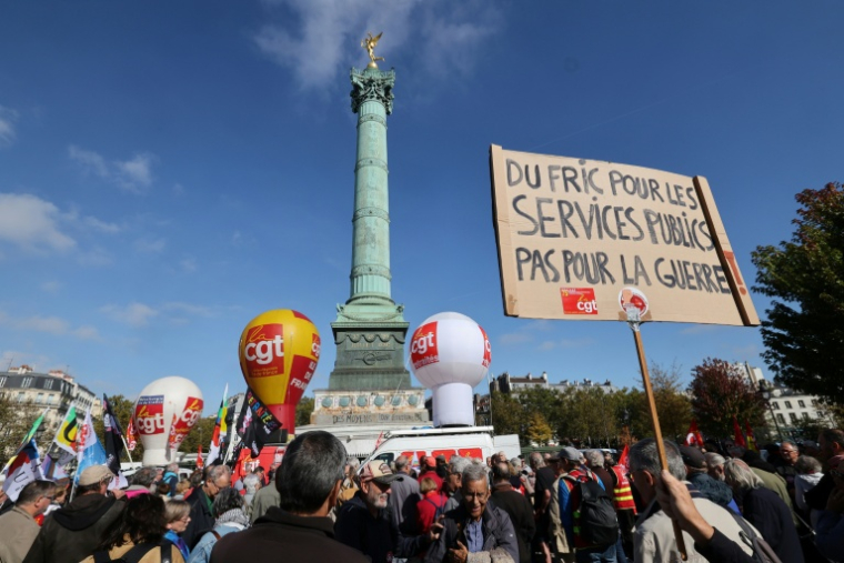 Manifestation de retraités à l'appel des syndicats CGT, FSU et Solidaires pour une revalorisation "maximum" des pensions complémentaires, le 14 octobre 2026 ( AFP / MEHDI FEDOUACH )