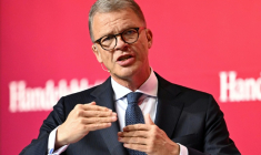 Le patron de Deutsche Bank, Christian Sewing, lors d'un congrès bancaire à Francfort, 2 septembre 2026 ( AFP / Kirill KUDRYAVTSEV )