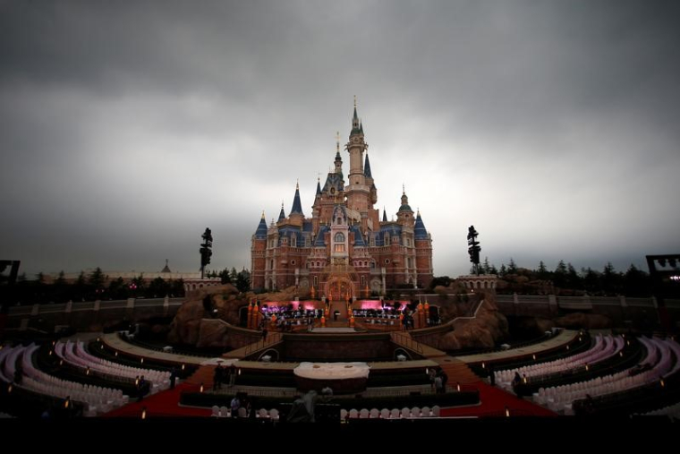 WALT DISNEY PORTE SA PARTICIPATION DANS EURO DISNEY À 85.7%