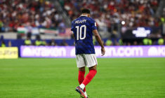 La star de l'équipe de France Kylian Mbappé lors de la demi-finale du Mondial perdue contre l'Espagne, le 14 juillet 2026 à Arlington près de Dallas ( AFP / FRANCK FIFE )