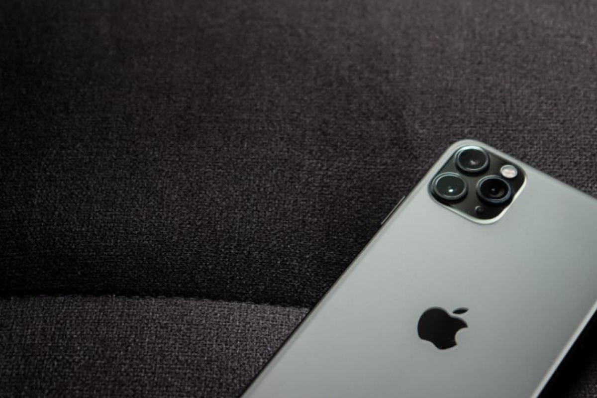 Apple glisse, les résultats trimestriels dépassent les estimations