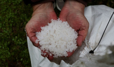 Des millions de boulettes de plastique s'échouent sur les côtes espagnoles