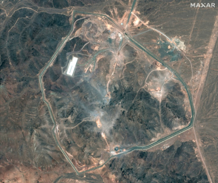 Image satellite fournie par la société Maxar Technologies due complexe nucléaire iranien de Fordo, le 1er juillet 2025 ( Satellite image ©2025 Maxar Technologies / - )