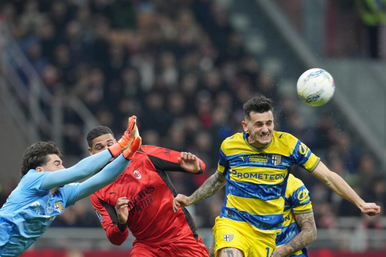 L’impressionnante collision qui a coûté deux dents à Ruben Loftus-Cheek