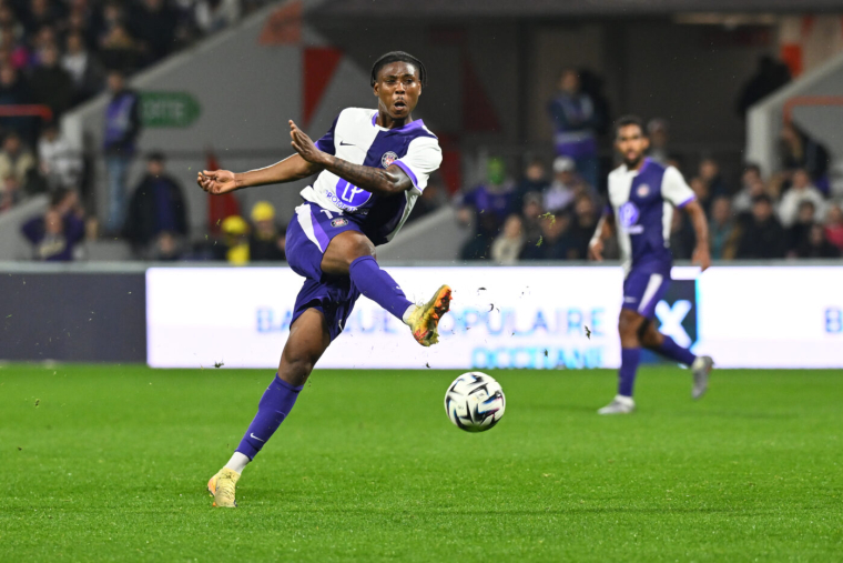 Le Toulousain Abu Francis victime d’une terrible blessure et absent plusieurs mois