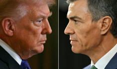 Combinaison d'images créée le 4 mars 2026 du président américain Donald Trump le 20 février 2026 à Washington et du Premier ministre espagnol Pedro Sanchez à Montevideo, le 22 juillet 2025  ( AFP / Jim WATSON )
