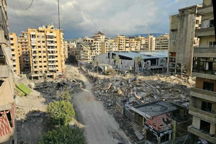 Les destructions consécutives aux frappes aériennes israéliennes nocturnes sur la banlieue sud de Beyrouth, le 24 mars 2026 au Liban ( AFP / - )
