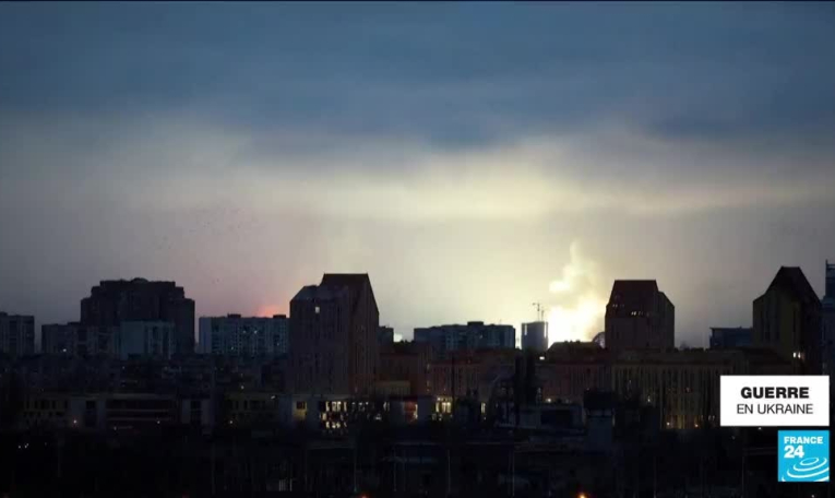Guerre en Ukraine : attaques "massives" russes, coupures d'électricité à Kiev